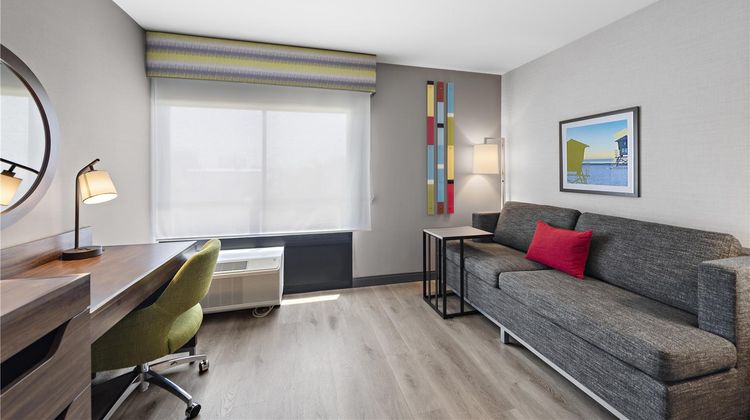 Hampton Inn by Hilton Los Angeles Arpt Room