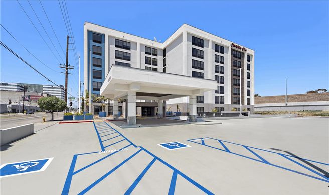Hampton Inn by Hilton Los Angeles Arpt Exterior