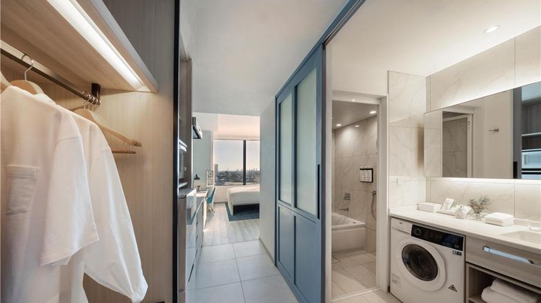 <b>Hyatt House Tokyo Shibuya Room</b>. Images powered by <a href="https://iceportal.shijigroup.com/" title="IcePortal" target="_blank">IcePortal</a>.