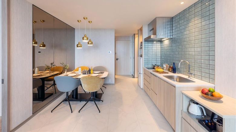 <b>Hyatt House Tokyo Shibuya Suite</b>. Images powered by <a href="https://iceportal.shijigroup.com/" title="IcePortal" target="_blank">IcePortal</a>.