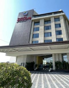 Ramada Encore by Wyndham Amritstar