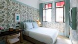 The Editory Boulevard Hotel Room