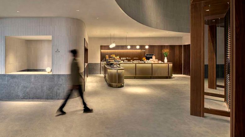 <b>Artyzen New Bund 31 Shanghai Restaurant</b>. Images powered by <a href="https://iceportal.shijigroup.com/" title="IcePortal" target="_blank">IcePortal</a>.