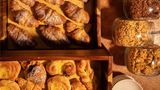 <b>Mercure Roma Cinecitta Restaurant</b>. Images powered by <a href="https://iceportal.shijigroup.com/" title="IcePortal" target="_blank">IcePortal</a>.