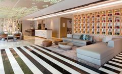 Novotel Living Bangkok Sukhumvit Legacy
