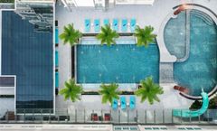 Novotel Living Bangkok Sukhumvit Legacy