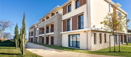 Ibis Styles Cabries Aix-en-Provence Exterior