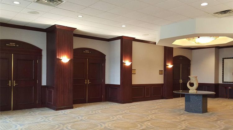 Radisson Hotel & Conference Centre Lobby