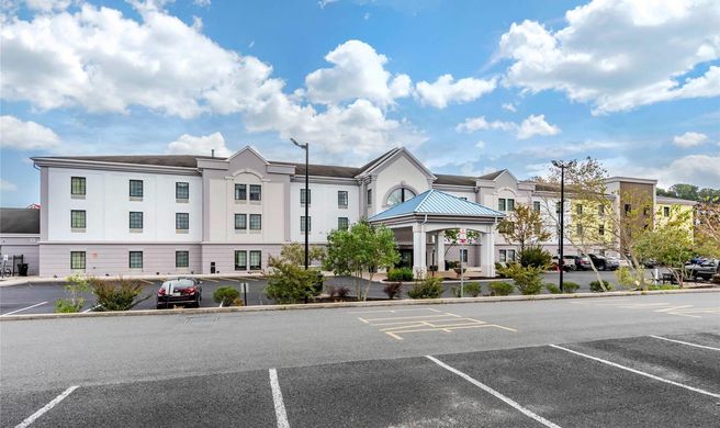 MainStay Suites Ocean City West Exterior