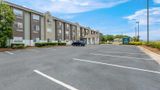 Starkville Inn & Suites Exterior