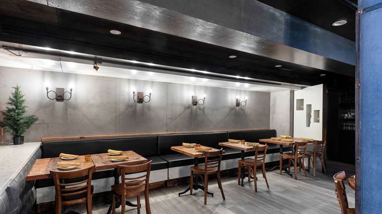 <b>The O Hotel, Trademark Coll by Wyndham Restaurant</b>. Images powered by <a href="https://iceportal.shijigroup.com/" title="IcePortal" target="_blank">IcePortal</a>.