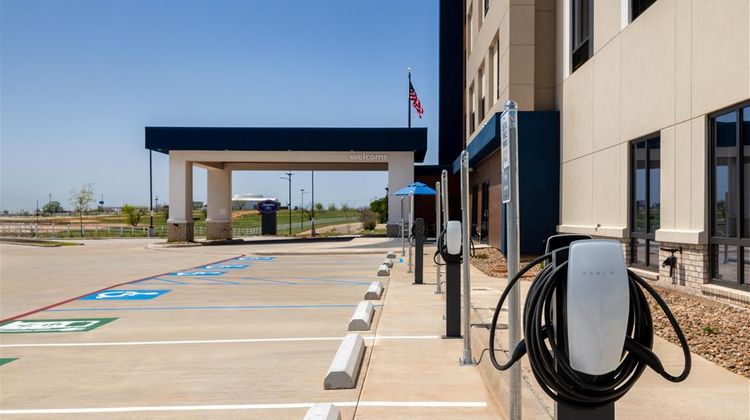 Hampton Inn by Hilton Wichita Falls Exterior
