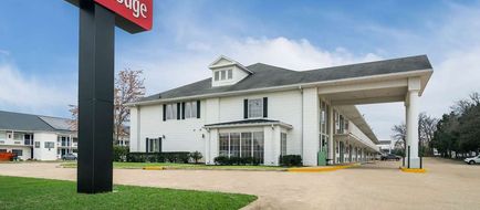 Econo Lodge Exterior