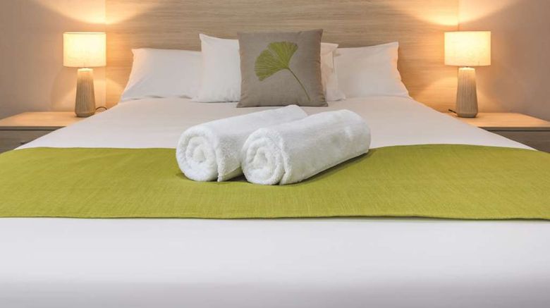 <b>Ace Accommodation Albany Room</b>. Images powered by <a href="https://iceportal.shijigroup.com/" title="IcePortal" target="_blank">IcePortal</a>.