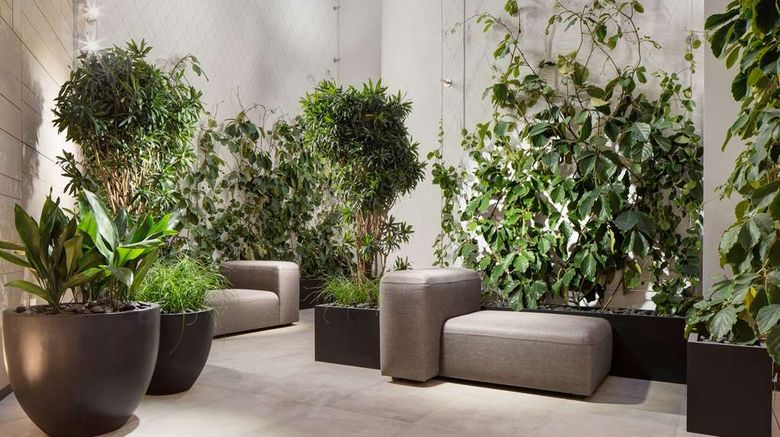 <b>Mamaison Residence Downtown Prague Lobby</b>. Images powered by <a href="https://iceportal.shijigroup.com/" title="IcePortal" target="_blank">IcePortal</a>.