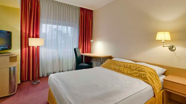<b>Hotel Imperial Room</b>. Images powered by <a href="https://iceportal.shijigroup.com/" title="IcePortal" target="_blank">IcePortal</a>.