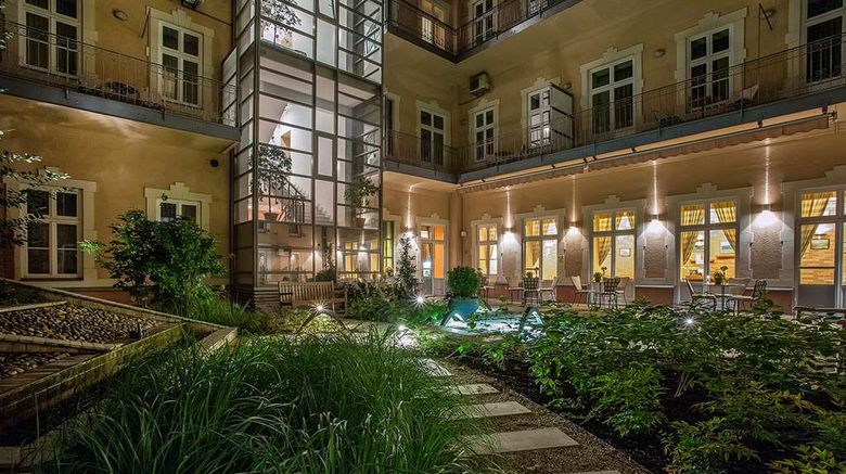 Mamaison Residence Izabella Budapest Exterior. Images powered by <a href="https://iceportal.shijigroup.com" target="_blank" rel="noopener">Ice Portal</a>.