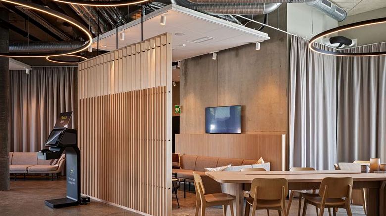 <b>Zleep Hotel Lausanne-Chavannes Lobby</b>. Images powered by <a href="https://iceportal.shijigroup.com/" title="IcePortal" target="_blank">IcePortal</a>.