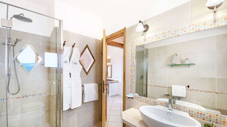 <b>Hotel Marinedda Thalasso & Spa Room</b>. Images powered by <a href="https://iceportal.shijigroup.com/" title="IcePortal" target="_blank">IcePortal</a>.