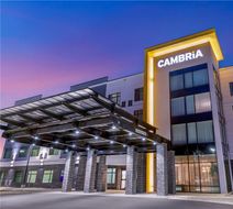 Cambria Hotel Spokane Airport Exterior