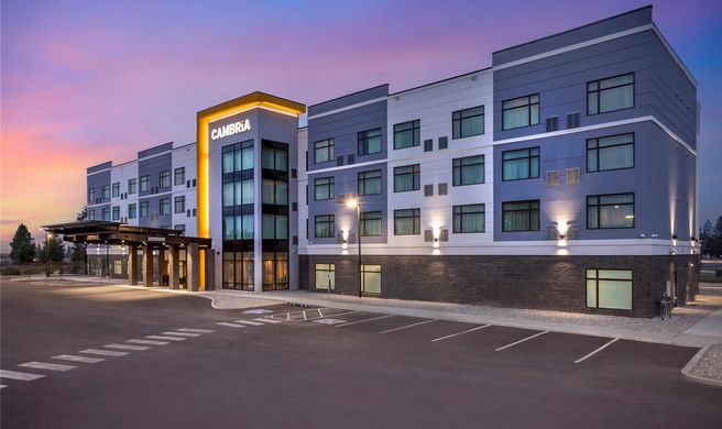 Cambria Hotel Spokane Airport Exterior