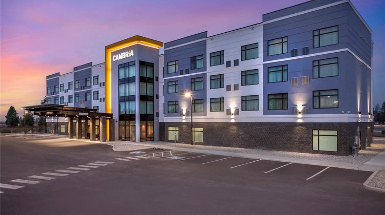 Cambria Hotel Spokane Airport Exterior