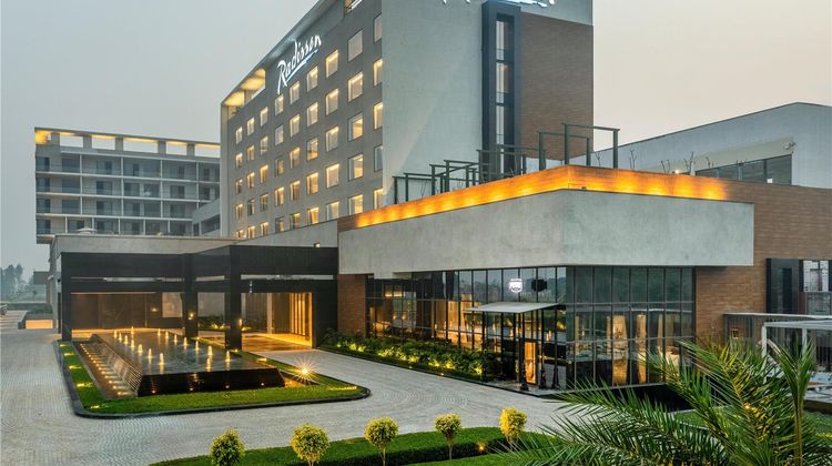 Radisson Hotel Phagwara Exterior