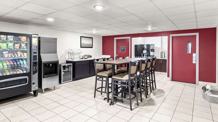 Red Lion Inn & Suites Pontoon Beach Restaurant