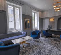Le Champlain Lobby