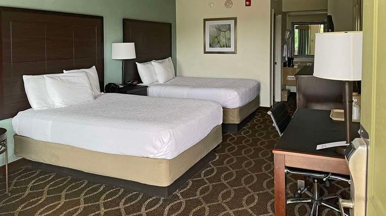 <b>Quality Inn Hillside Inn Room</b>. Images powered by <a href="https://iceportal.shijigroup.com/" title="IcePortal" target="_blank">IcePortal</a>.