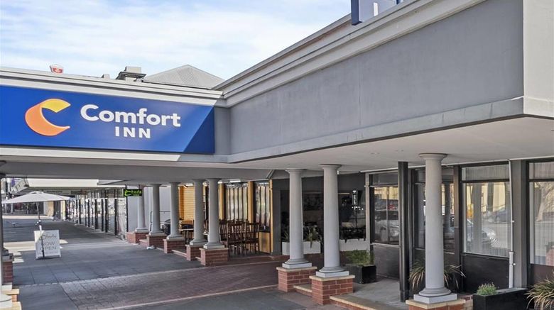 <b>Commodore Motor Inn Exterior</b>. Images powered by <a href="https://iceportal.shijigroup.com/" title="IcePortal" target="_blank">IcePortal</a>.