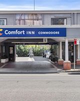 Commodore Motor Inn