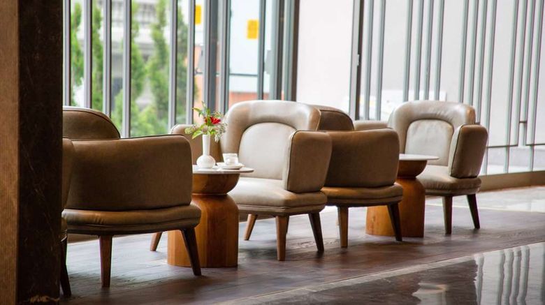 <b>Days Inn by Wyndham Istanbul Bomonti Lobby</b>. Images powered by <a href="https://iceportal.shijigroup.com/" title="IcePortal" target="_blank">IcePortal</a>.