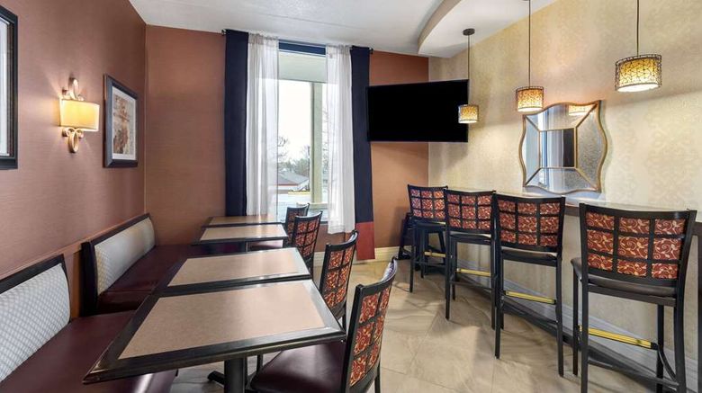 <b>Days Inn Columbia Other</b>. Images powered by <a href="https://iceportal.shijigroup.com/" title="IcePortal" target="_blank">IcePortal</a>.