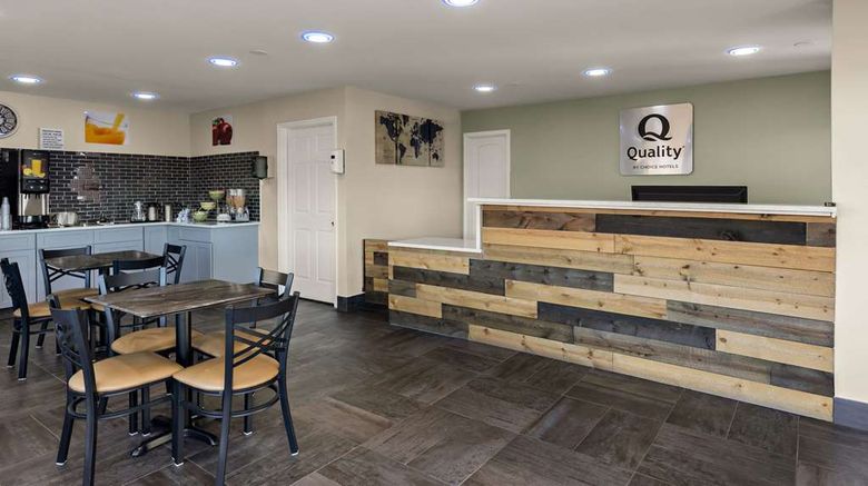 <b>Quality Inn Monroe Lobby</b>. Images powered by <a href="https://iceportal.shijigroup.com/" title="IcePortal" target="_blank">IcePortal</a>.