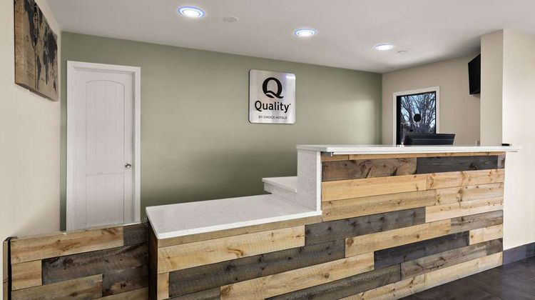 Quality Inn Monroe Lobby