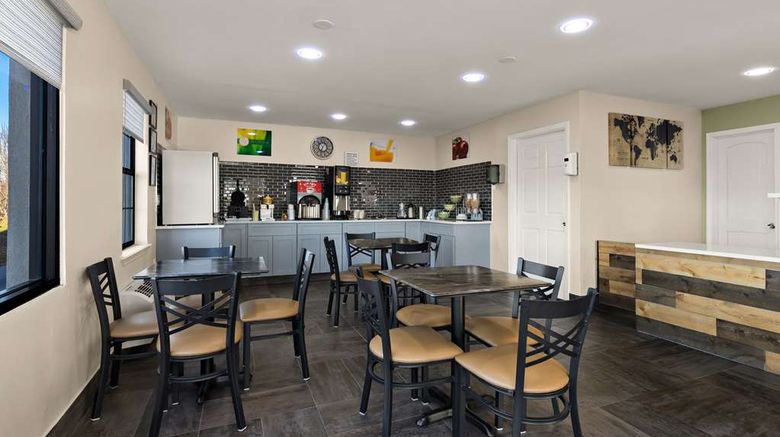<b>Quality Inn Monroe Restaurant</b>. Images powered by <a href="https://iceportal.shijigroup.com/" title="IcePortal" target="_blank">IcePortal</a>.