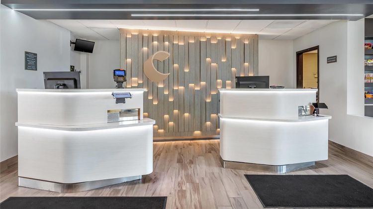Comfort Inn & Suites Lobby