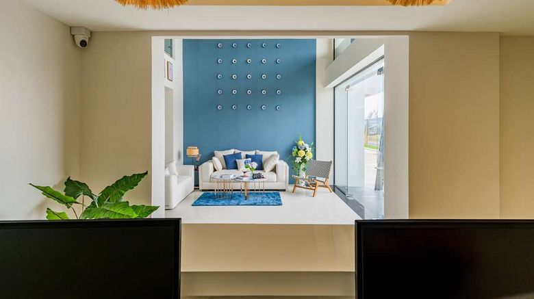 <b>Wyndham Royal Lee Phuket Lobby</b>. Images powered by <a href="https://iceportal.shijigroup.com/" title="IcePortal" target="_blank">IcePortal</a>.