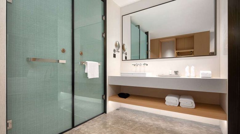 <b>Ramada Encore by Wyndham Jinan Shanghe Room</b>. Images powered by <a href="https://iceportal.shijigroup.com/" title="IcePortal" target="_blank">IcePortal</a>.