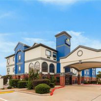 Days Inn & Suites Sam Houston Tollway