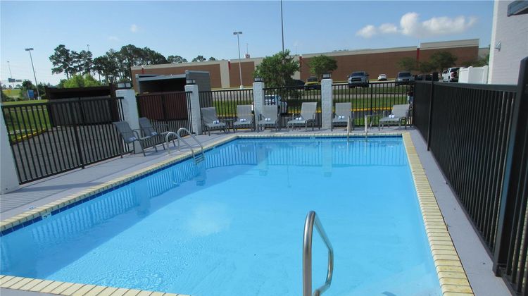 Best Western Plus D'Iberville Pool