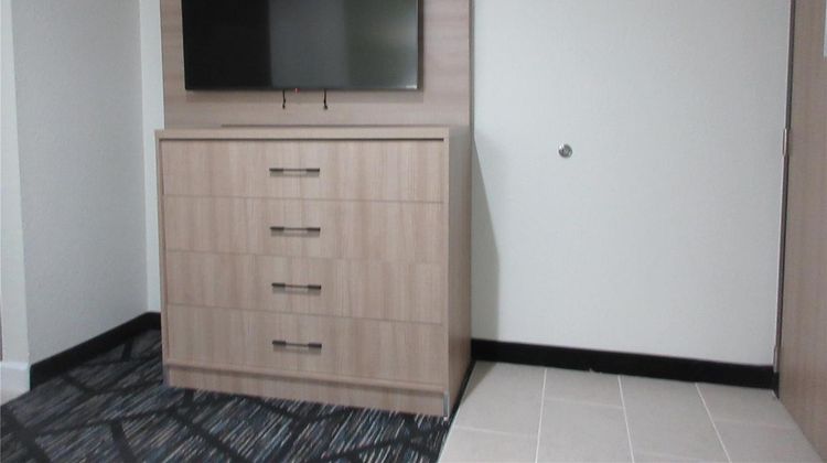 Best Western Plus D'Iberville Suite
