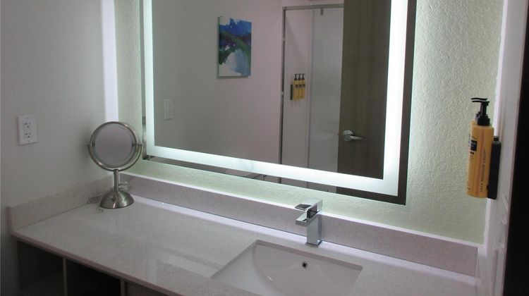 Best Western Plus D'Iberville Suite