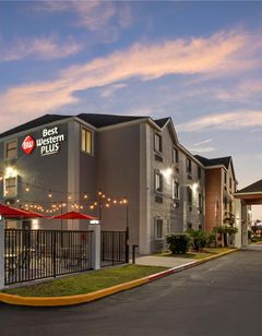 Best Western Plus D'Iberville
