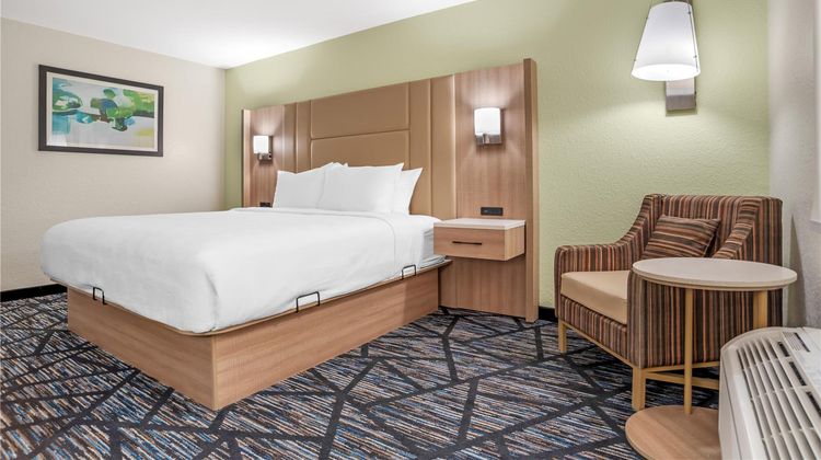 Best Western Plus D'Iberville Room