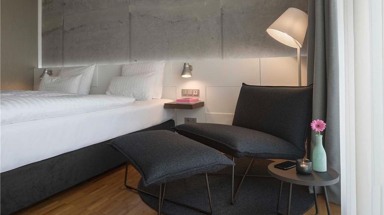 <b>Factory Hotel Room</b>. Images powered by <a href="https://iceportal.shijigroup.com/" title="IcePortal" target="_blank">IcePortal</a>.