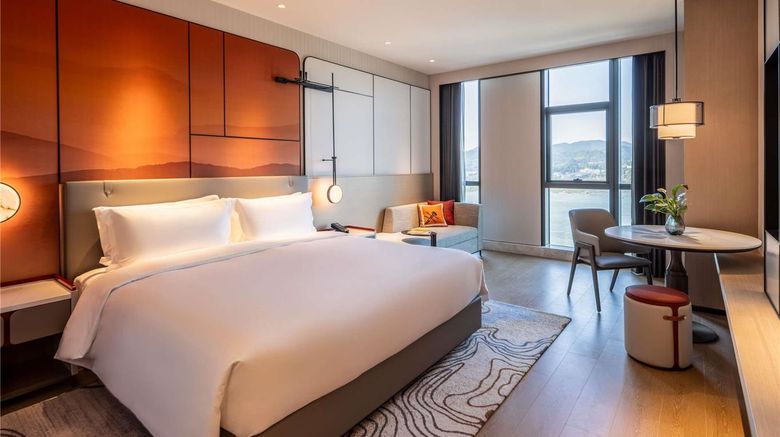 <b>Grand Mercure Yichang Waitan Room</b>. Images powered by <a href="https://iceportal.shijigroup.com/" title="IcePortal" target="_blank">IcePortal</a>.