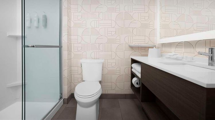 Home2 Suites by Hilton Chattanooga Room