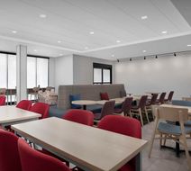 Home2 Suites by Hilton Chattanooga Lobby